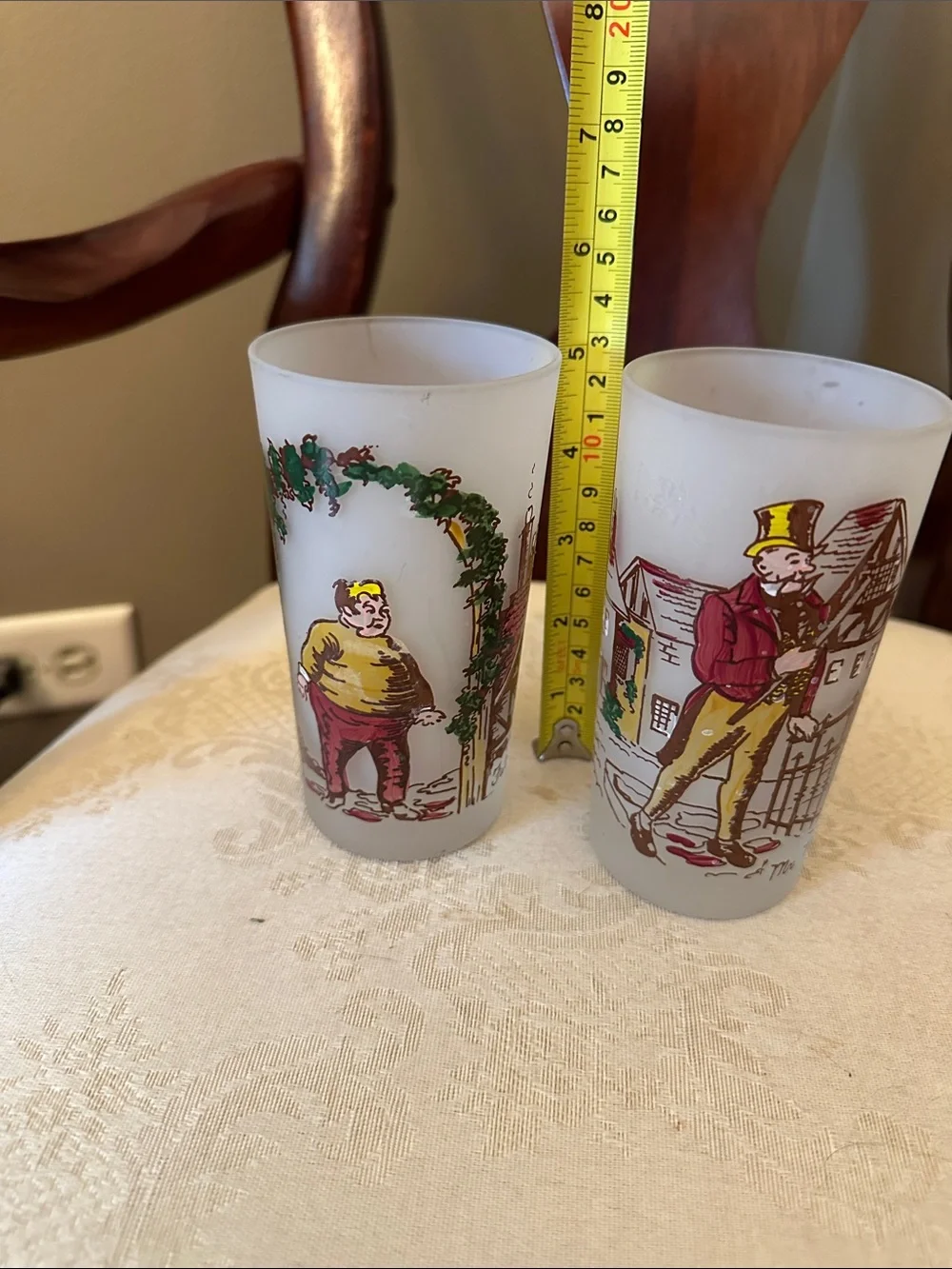 Hazel Atlas 1950s Charles Dickens 12oz frosted highball glasses